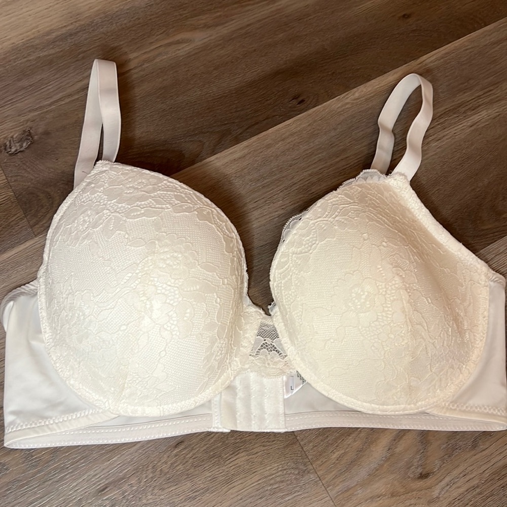 Laura Ashley white bra 38C
